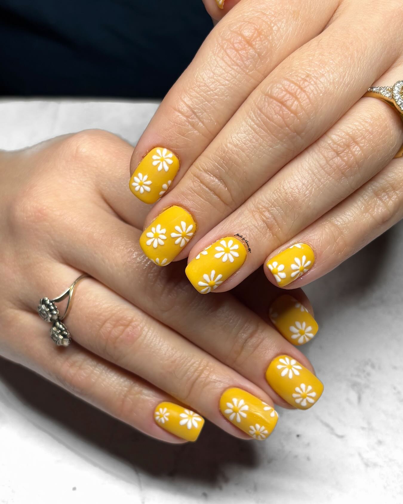 Pastel Yellow Daisy Accents short nail design instagram preview